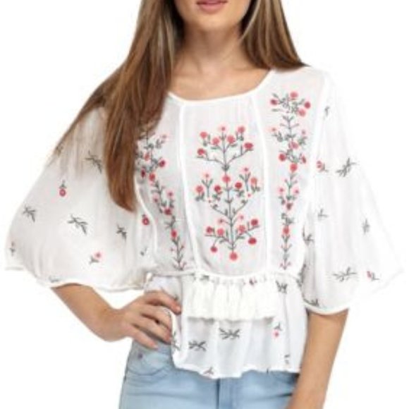 Willow & Clay Floral Embroidered Tassel Trim Top - Picture 2 of 9